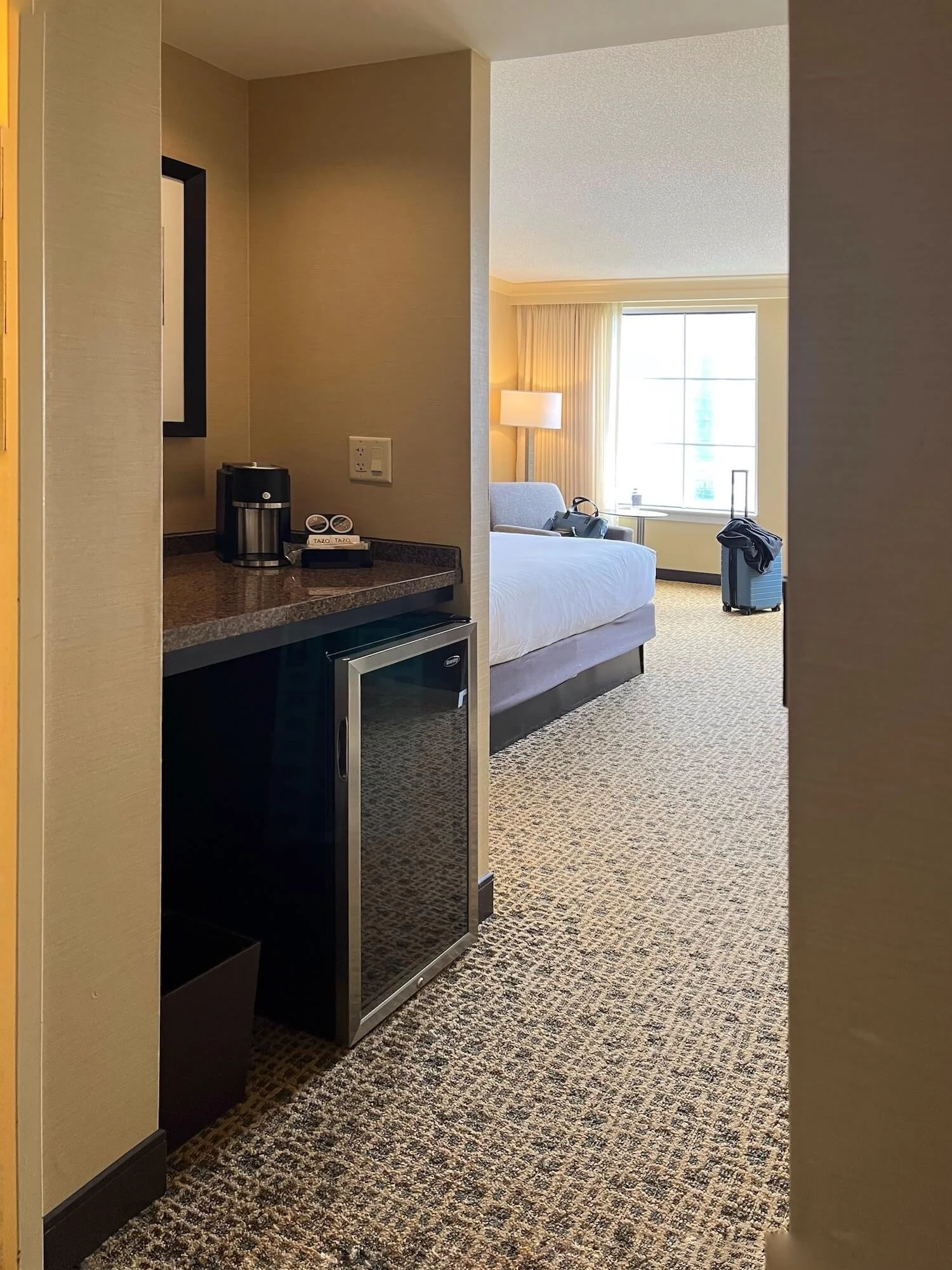 hotel room beverage station