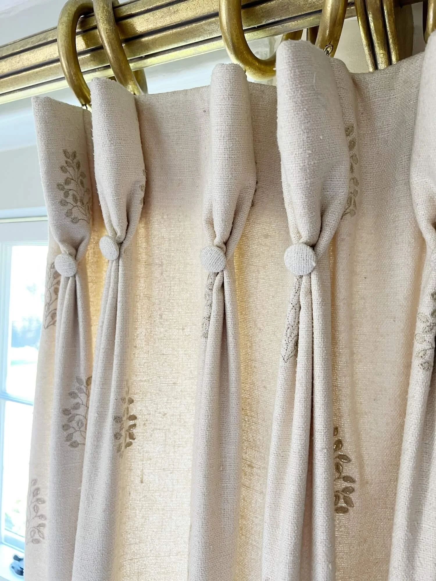 JRL Interiors — Antique Colonial Living Room Refresh