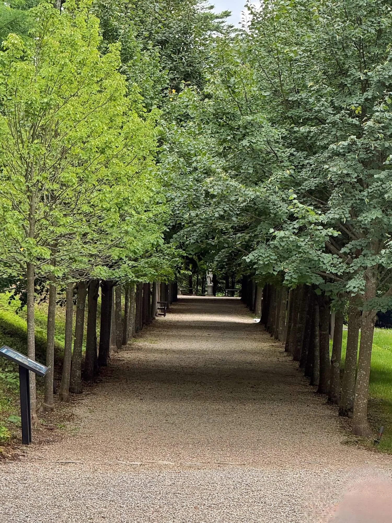 Naumkeg Allee