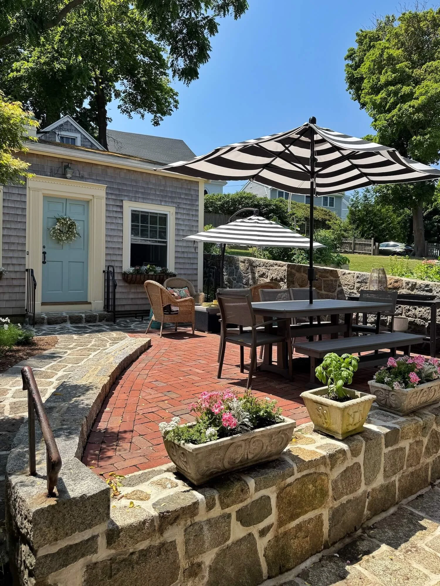 backyard patio seating and table areas