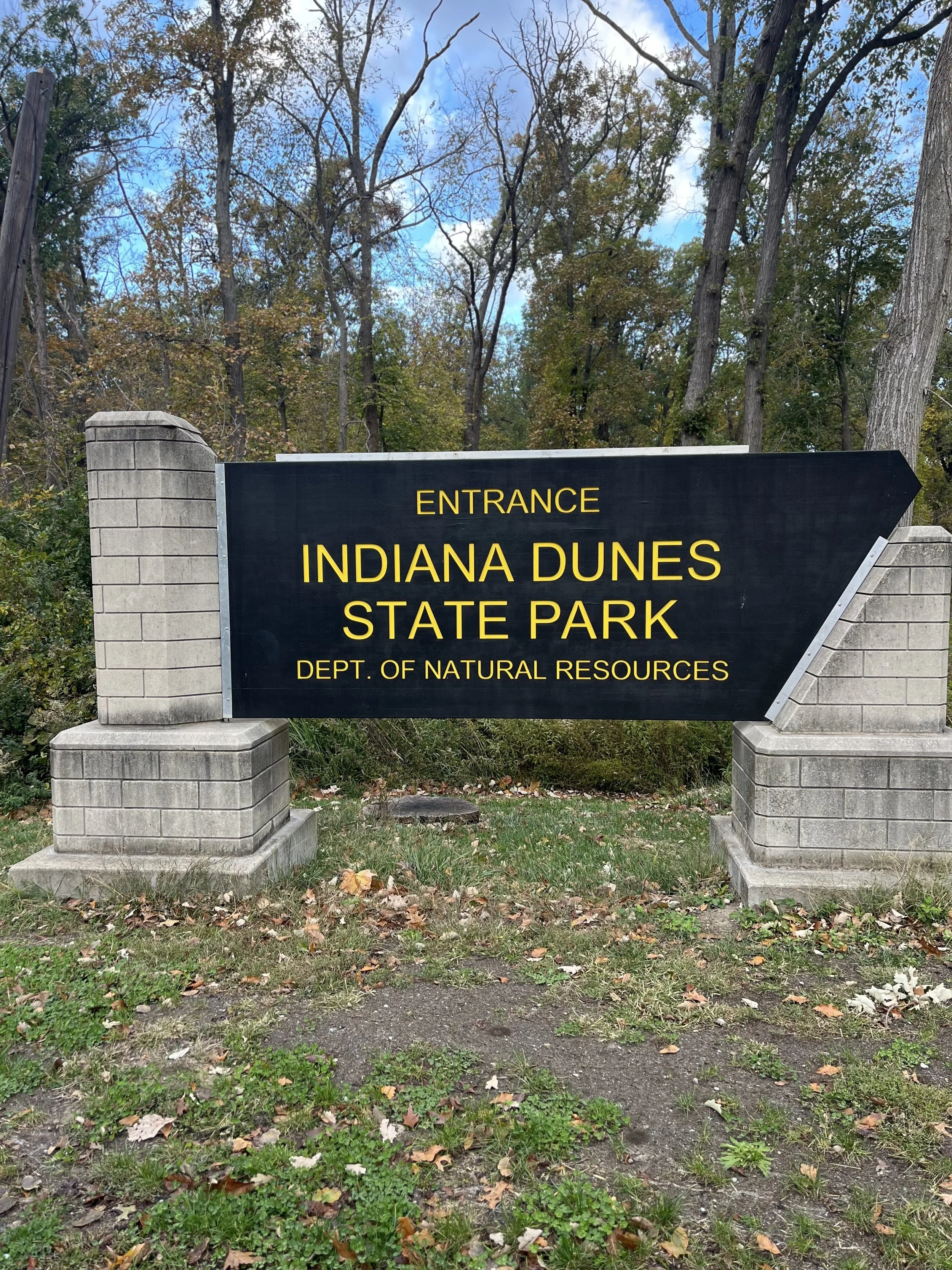 Indiana Dunes State Park Entrance Sign.jpg