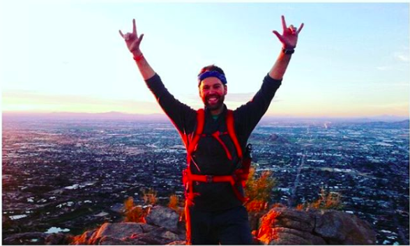 2. Camelback Mountain is located within the confines of Phoenix. In fact there are numerous amazing trails within the city which makes it a urban hiking dweller's dream! Camelback's the best though for a solid workout, just get there early because street parking fills up and it gets crowded! I did the Cholla trail with my friend Jamie and we were met with a stunning sunrise to start the day.