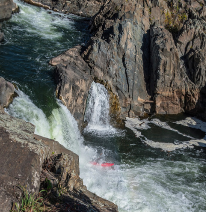 Kayaking.png