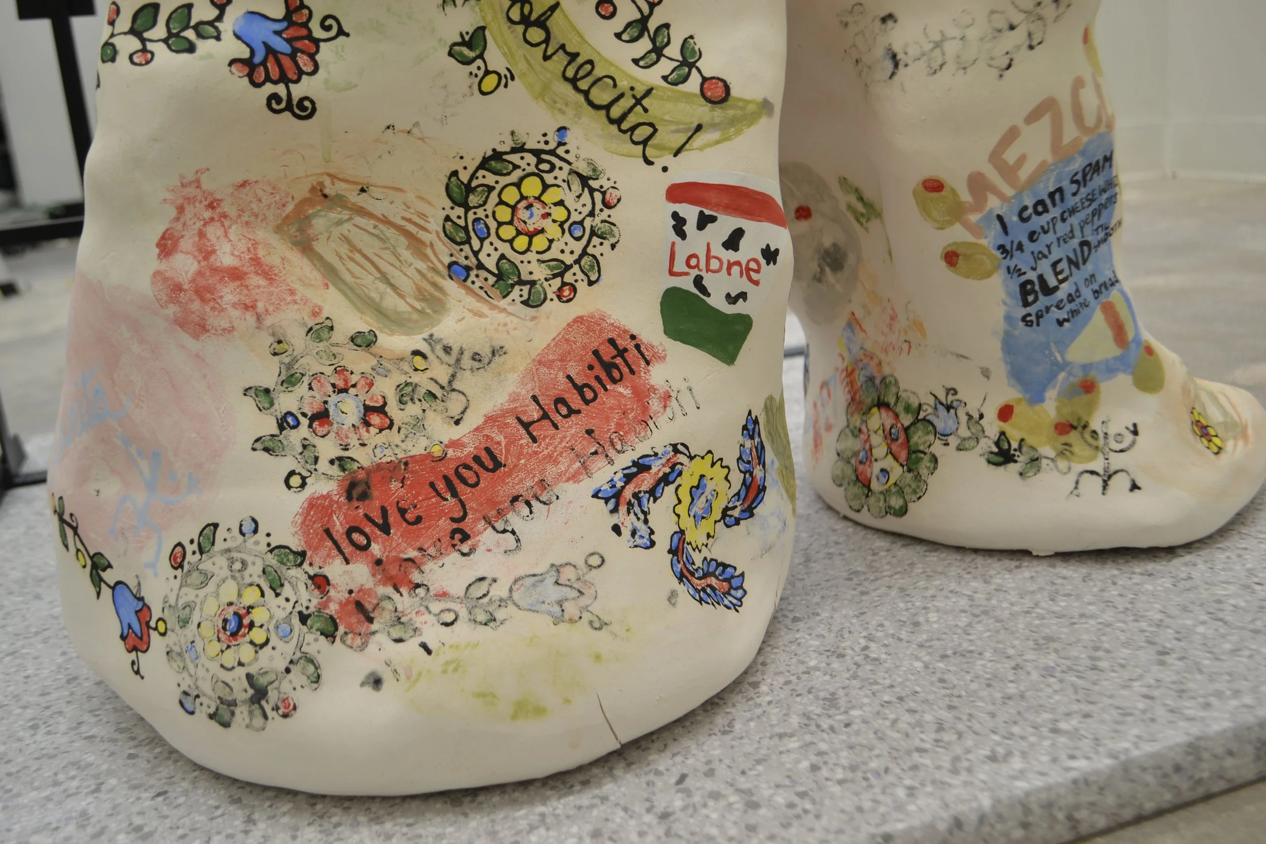 looking in detail 4.jpg