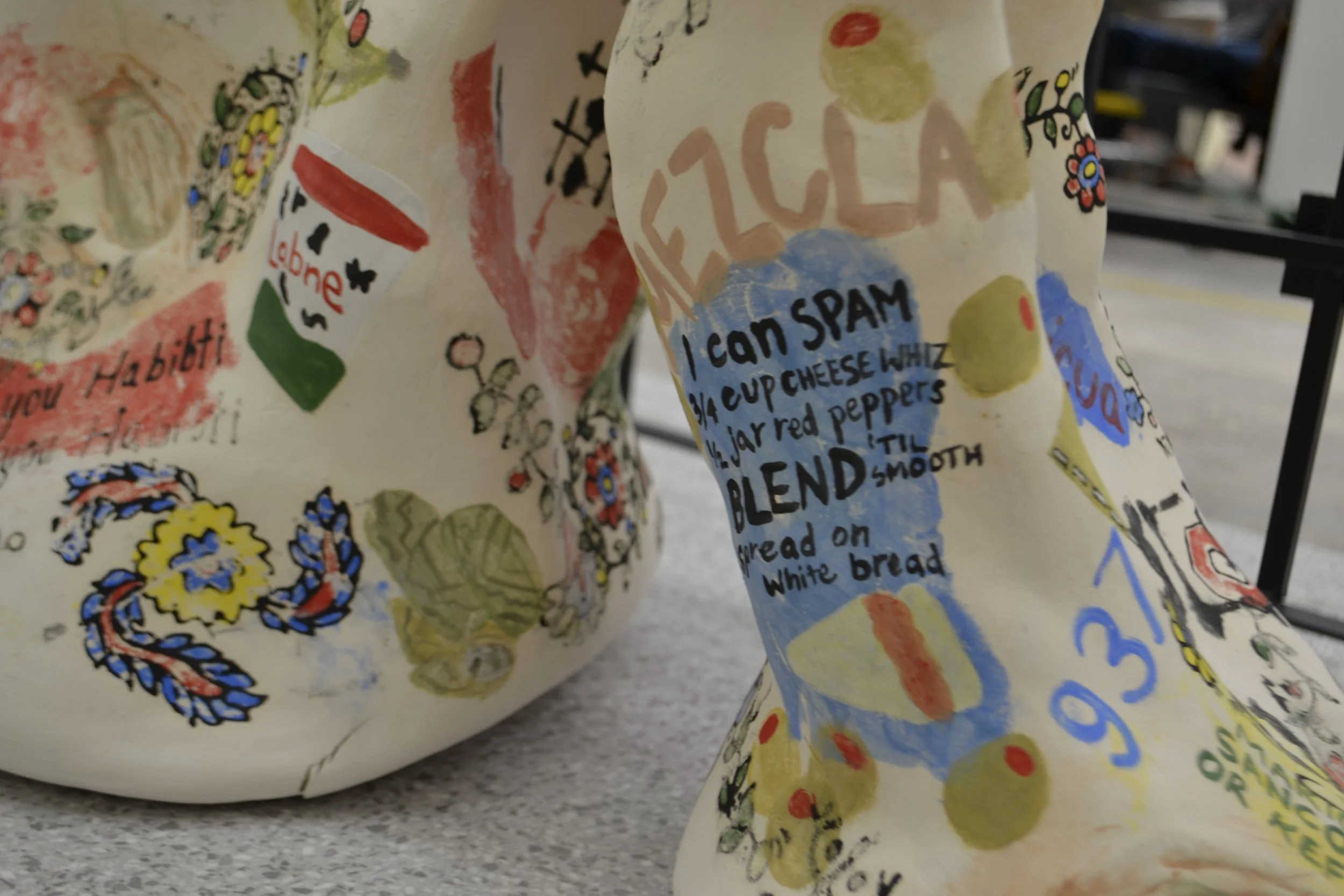 looking in detail 5.jpg