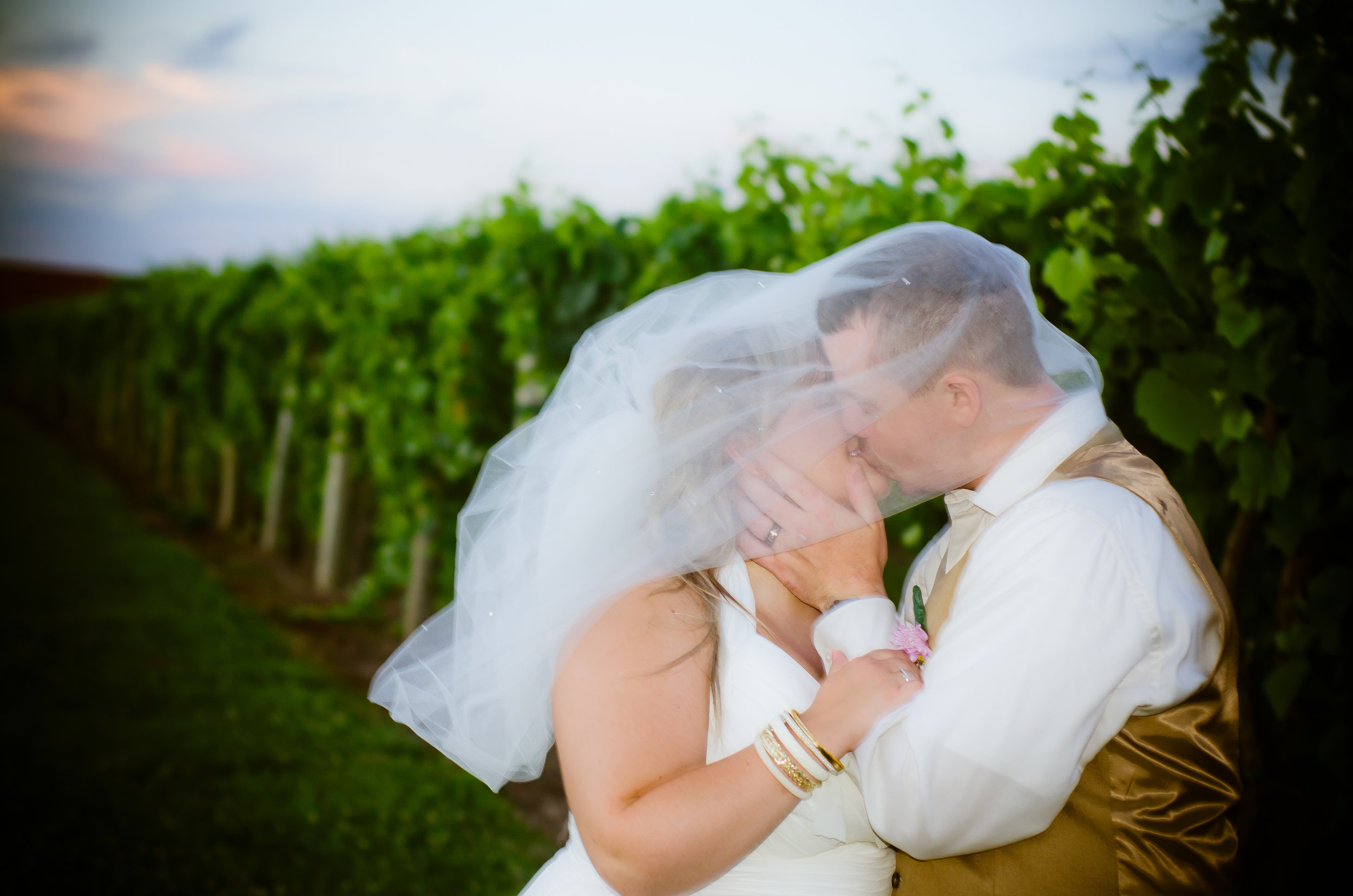  #wedding #weddings #weddingphotography #wedding photographer #couples #engagement #pattysimaging #pattylovins #lancasterkyphotographer #centralkyphotography 