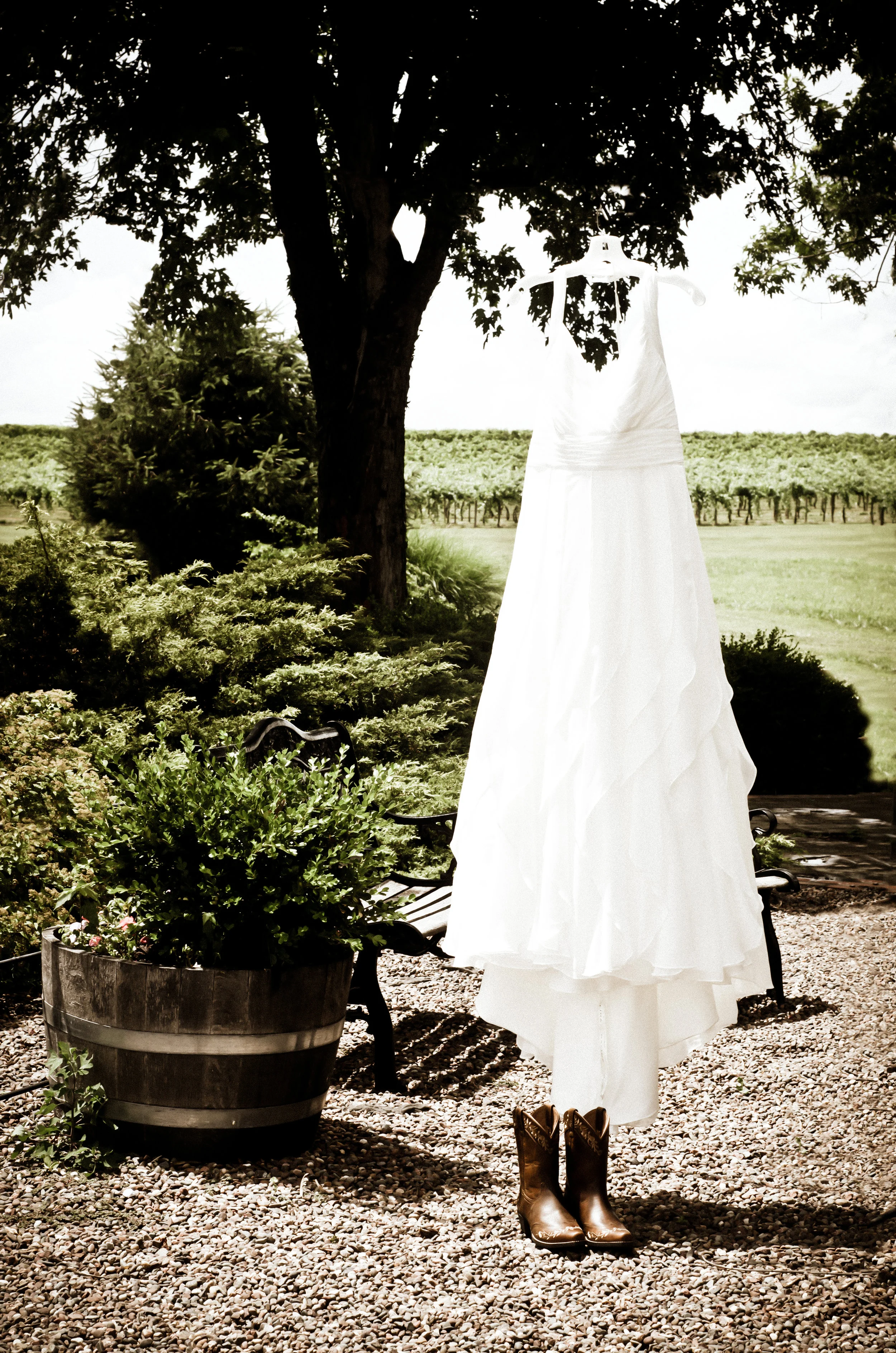  #wedding #weddings #weddingphotography #wedding photographer #couples #engagement #pattysimaging #pattylovins #lancasterkyphotographer #centralkyphotography 