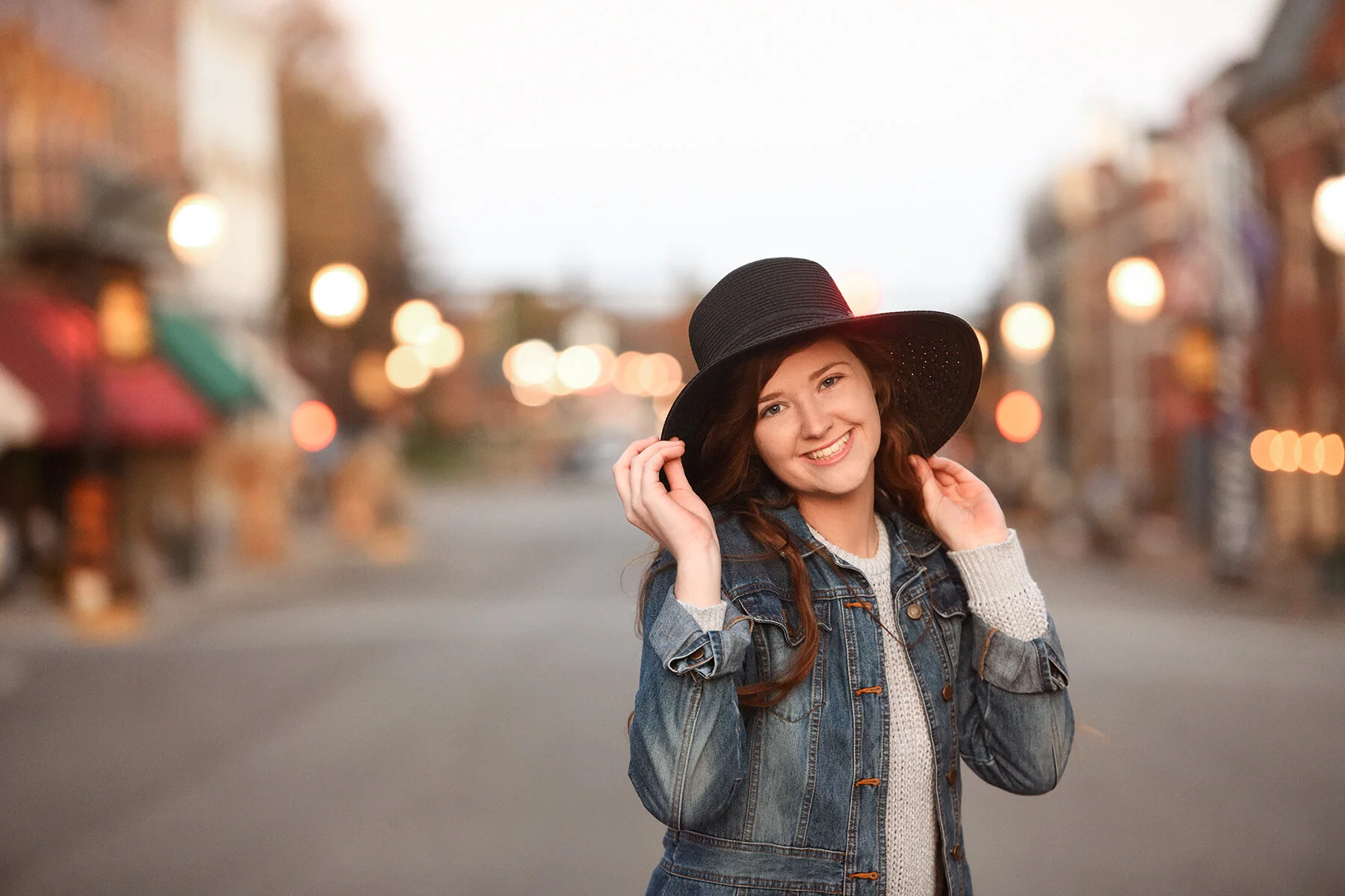  #seniorphotography #seniorgirlphotography #pattysimaging #pattylovins #lancasterkyphotographer #centralkyphotography  