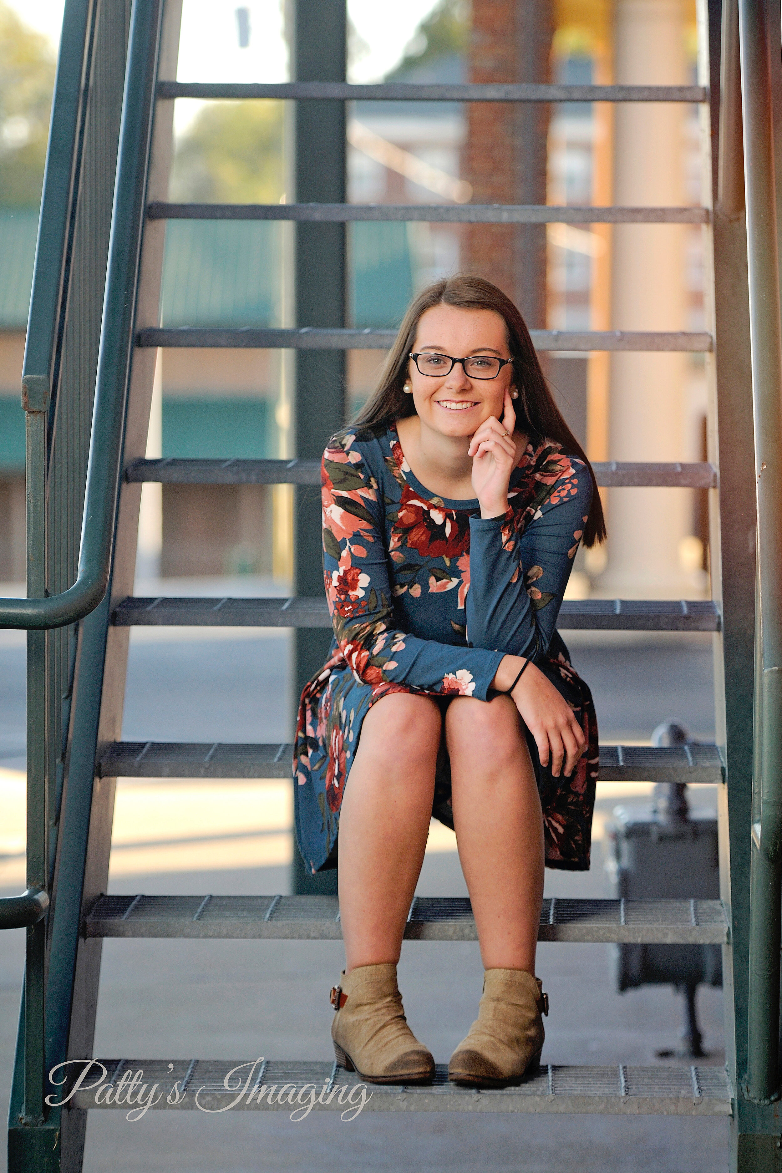  #seniorphotography #seniorgirlphotography #pattysimaging #pattylovins #lancasterkyphotographer #centralkyphotography  