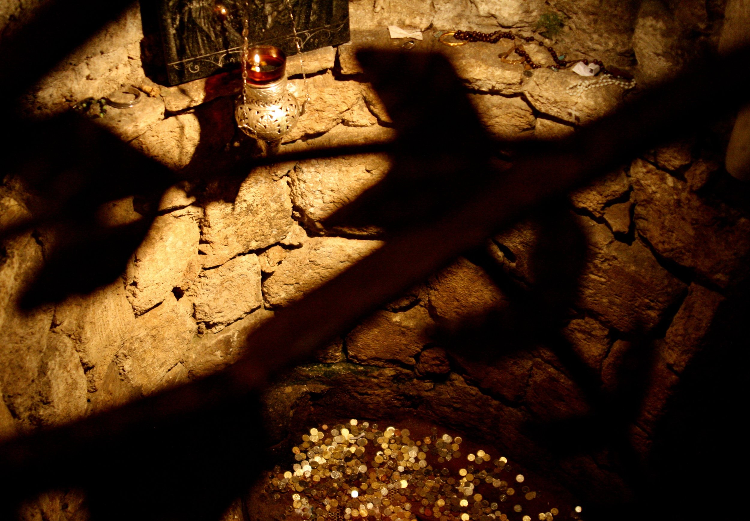 Things-Jerusalem Wishing Well.jpg