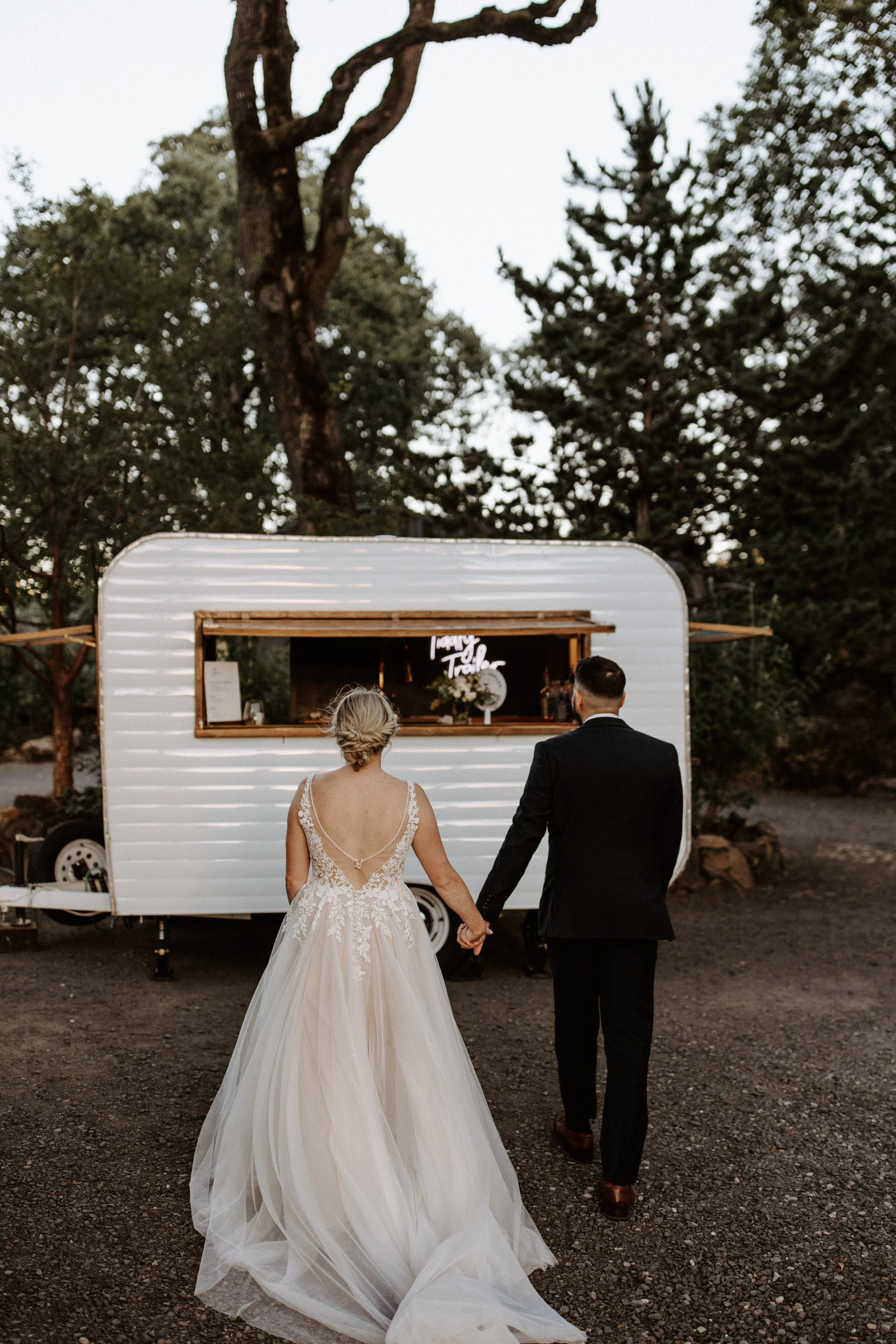 * Events in Hood River, White Salmon (the — Tiddly Trailer Bar Co.