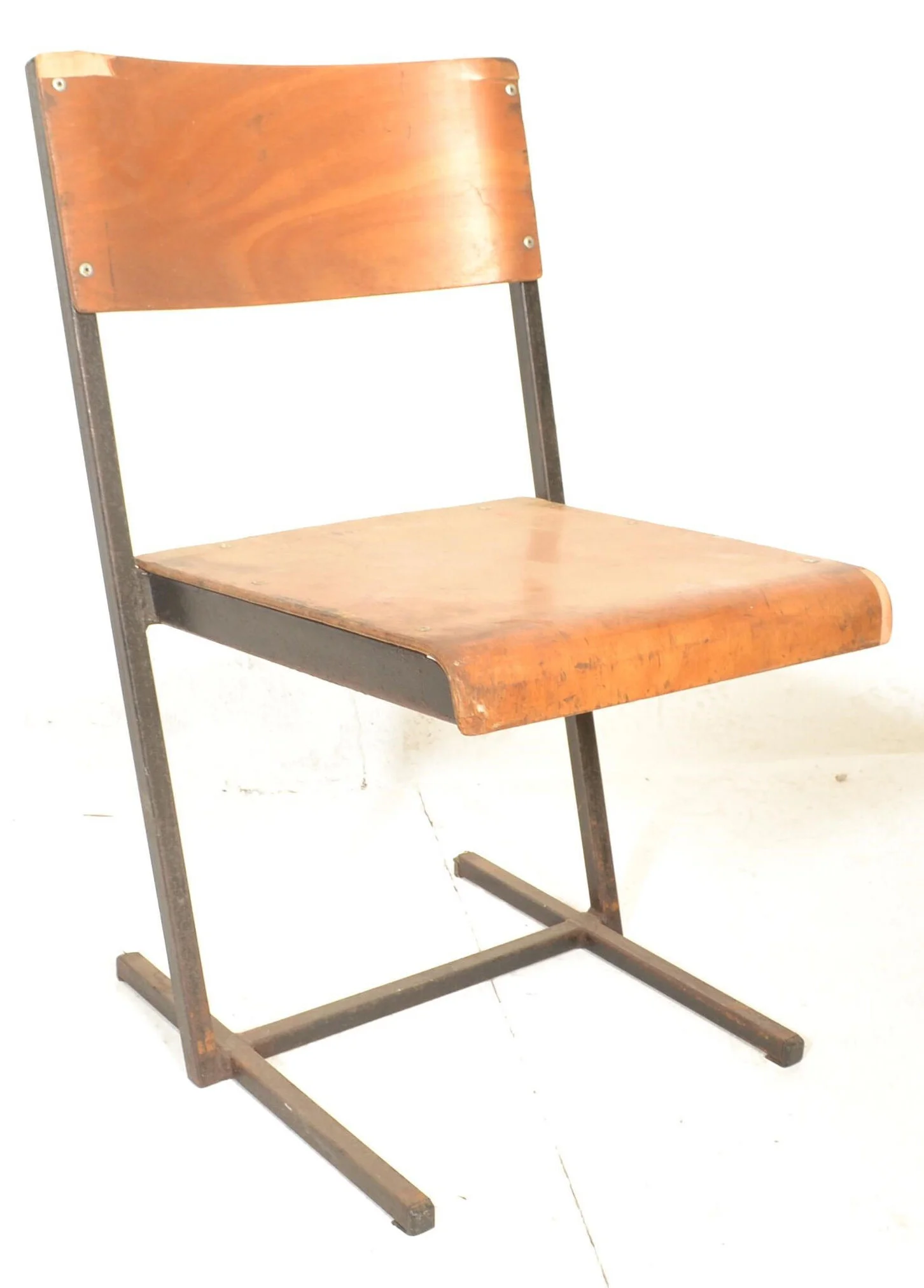 1145-6.jpg