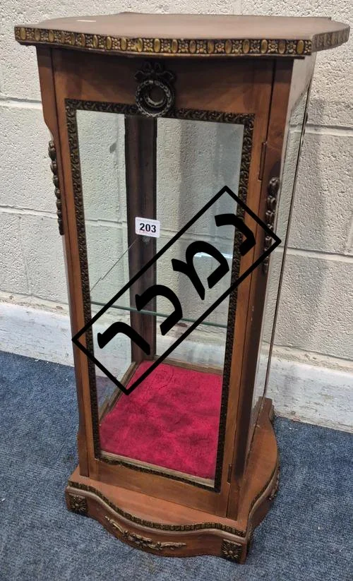 60444367-2aad-499a-a9d1-b1494006e85a העתק.jpg