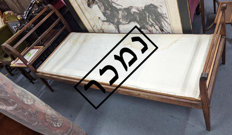 c4159cda-7450-4035-93fe-66d42173d2b2 copy.jpg