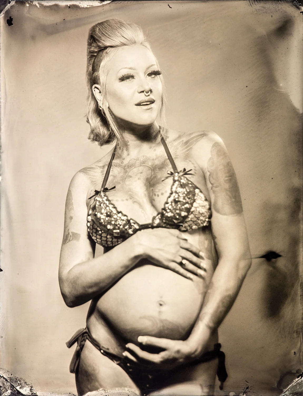 Holly Doll, Maternity