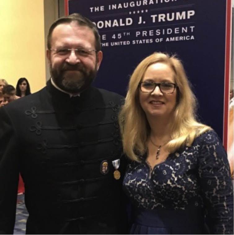 Nazi-linked group 'proud' of Trump aide