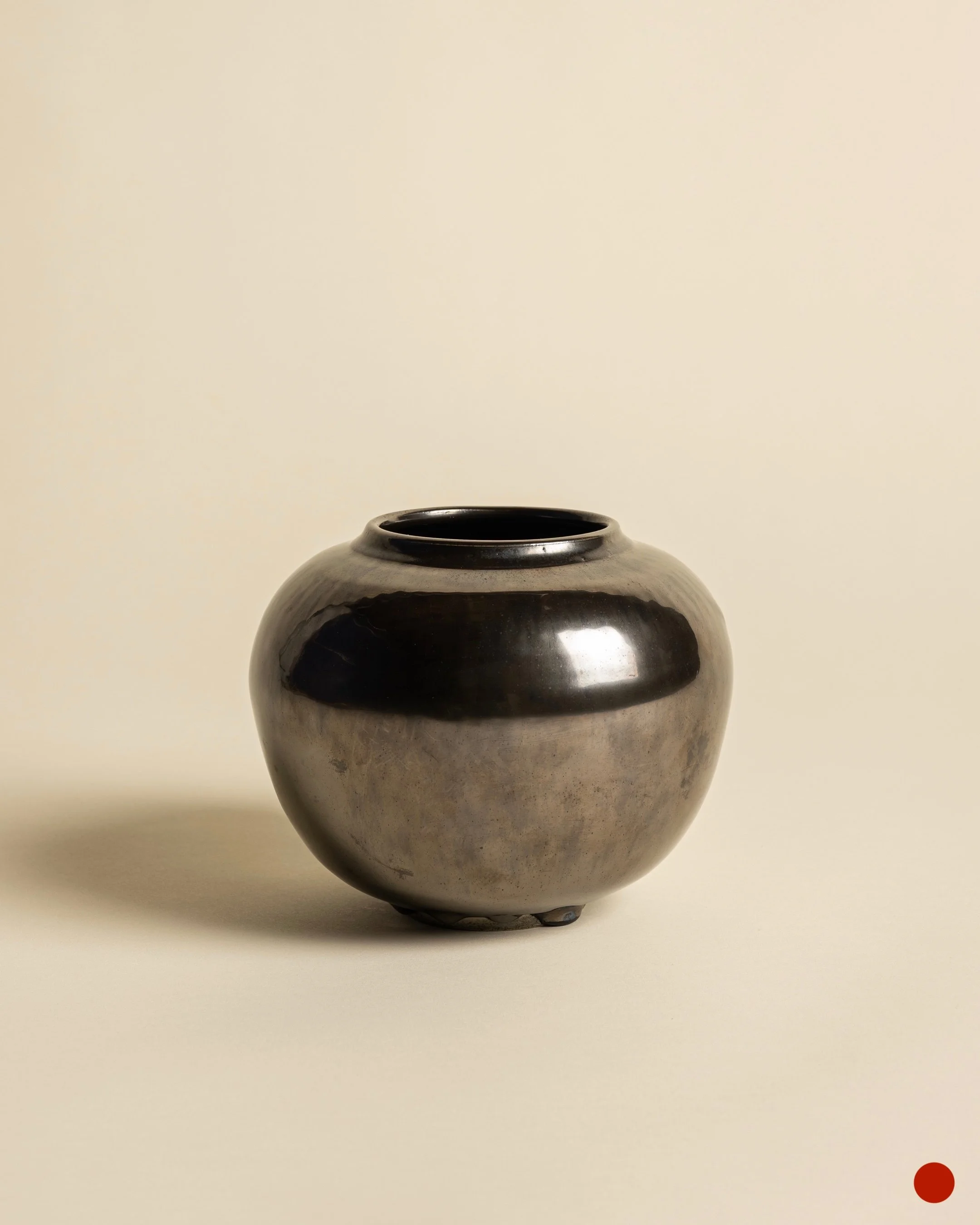 gensoli_vase.jpg