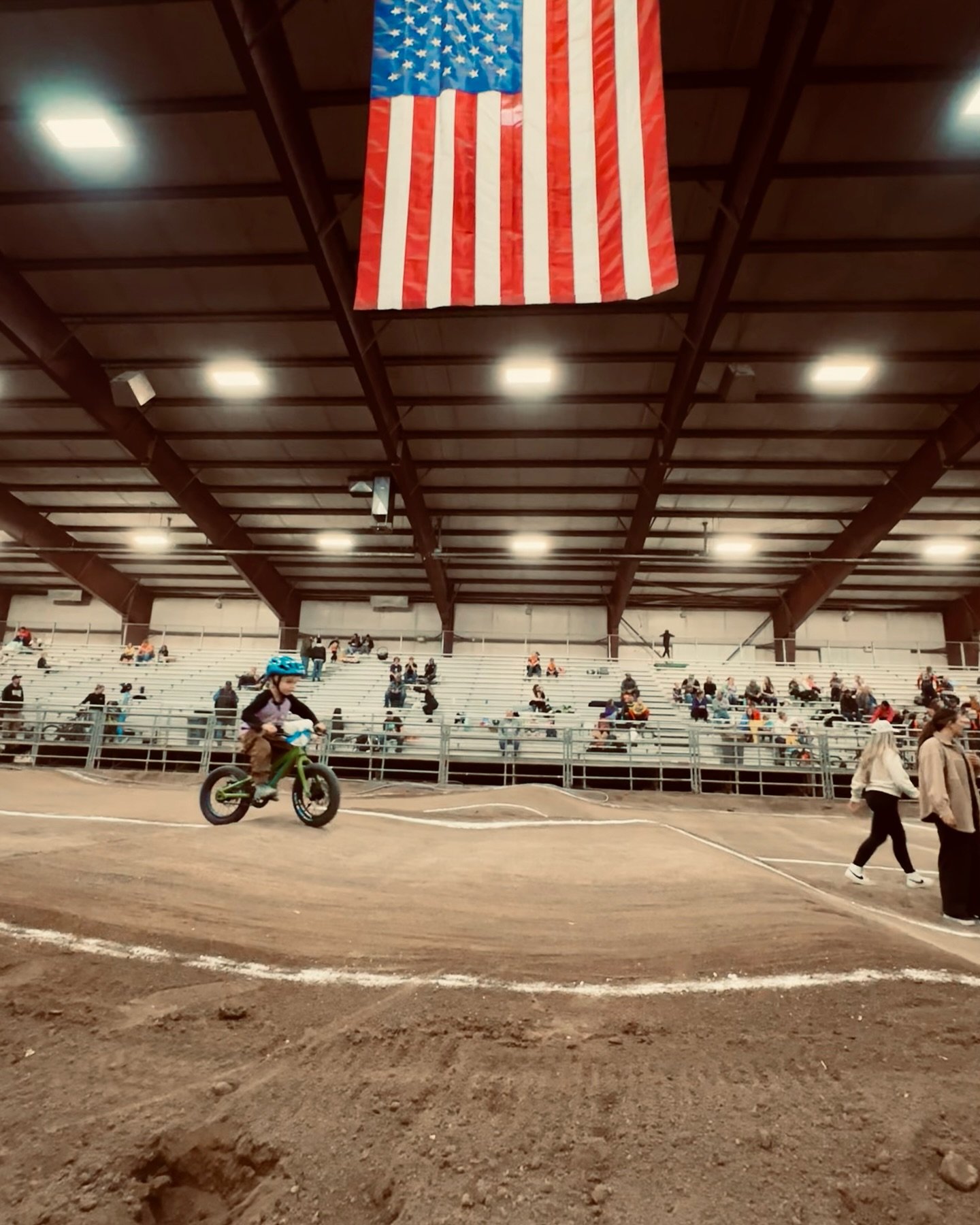 🏁 Fun night at the races!🚦#FastEddie and #LightningLue - not really. Haha But, they had fun, and it was a nice break from the cold weather! Thanks @deseretpeakbmx for setting up the indoor track for the first time in 20+ years!