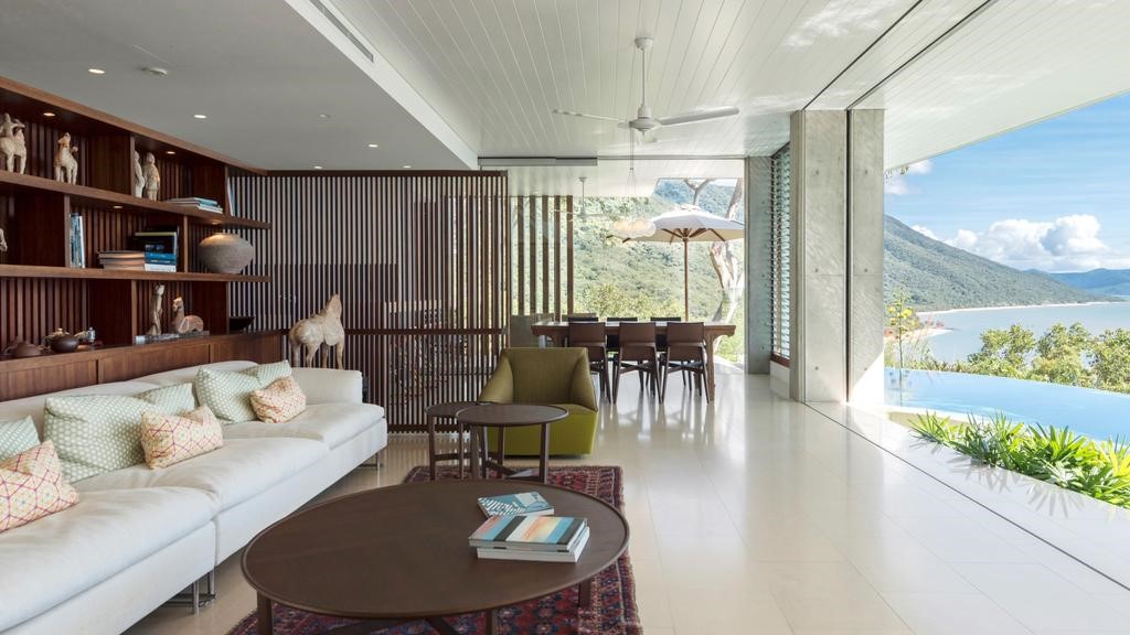 TPG Architects Palm Cove Residence 5.jpg