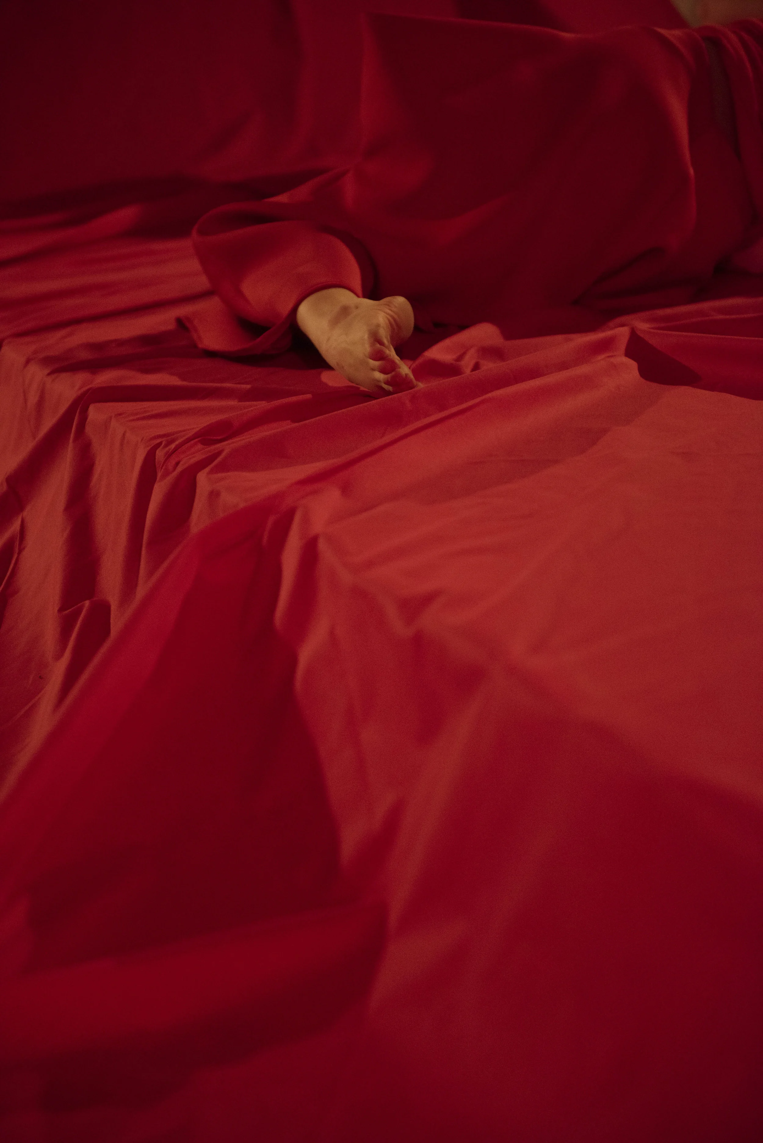 AMY_OLLETT_MILK_SS19_PERFORMANCE_KERRY_CURL-4272.jpg