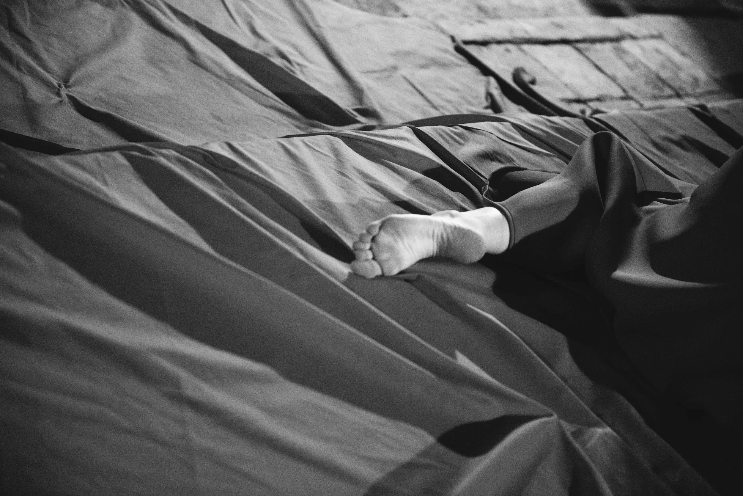 AMY_OLLETT_MILK_SS19_performance_OCT_2018_kerry_curl_bw-4266.jpg