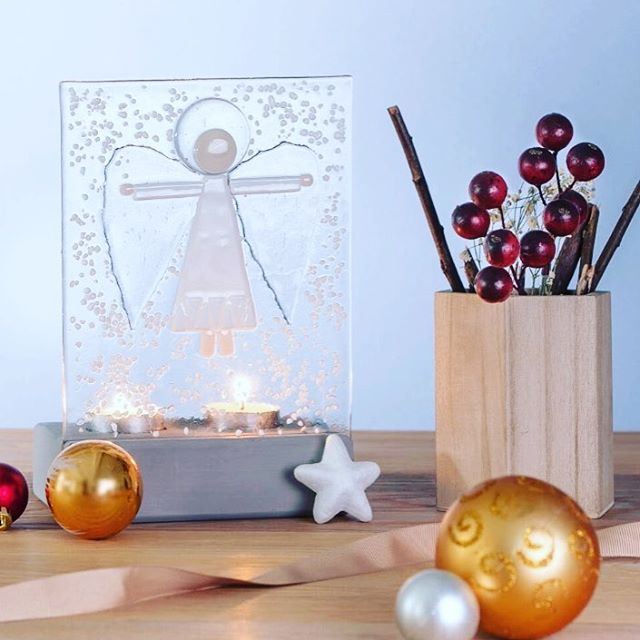 Still my favourite so will add to my etsy shop today..... just realised none of the Christmas stock is on there #christmasangel #glassangel