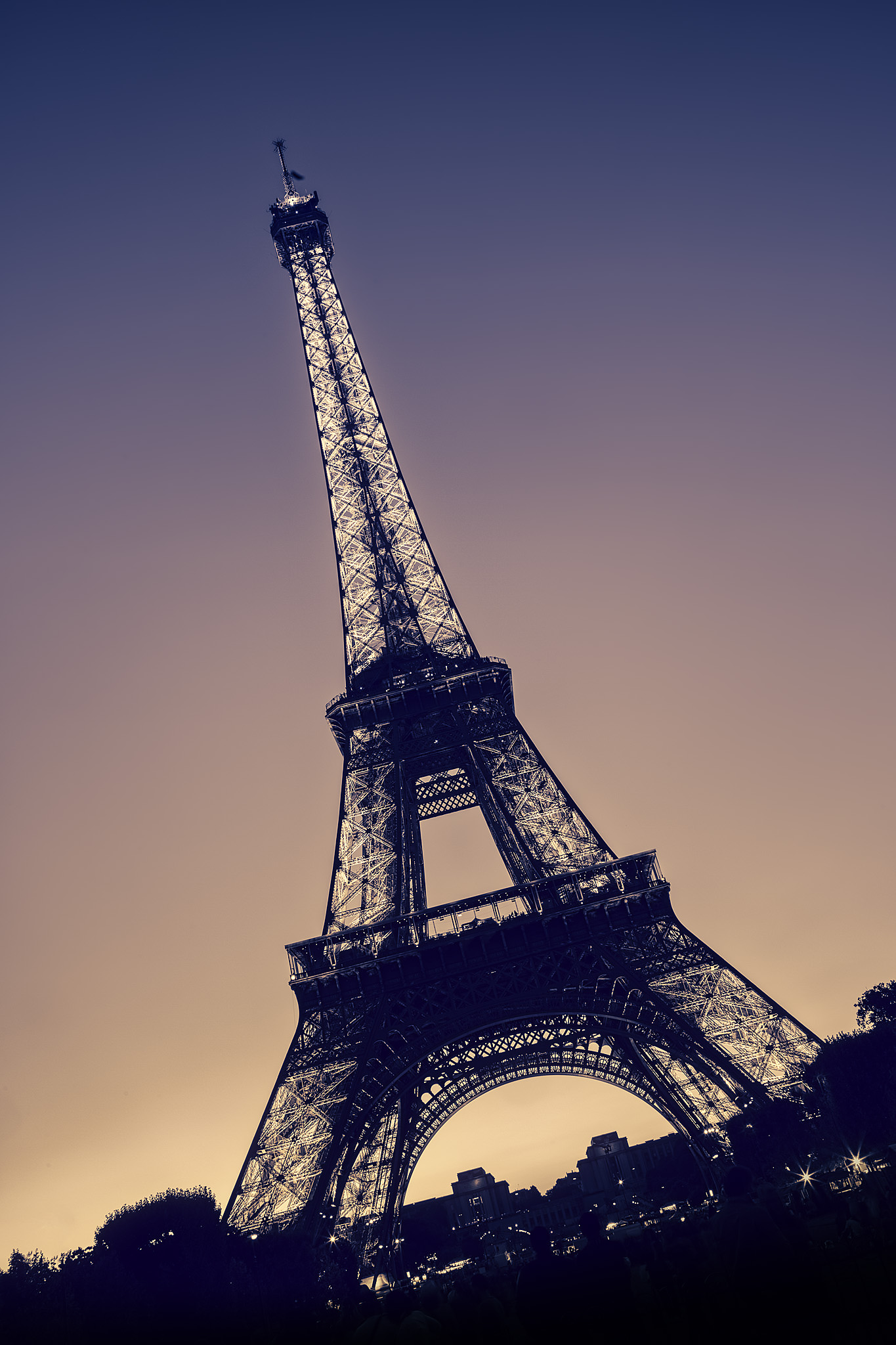 Eiffel-Tower-Sunset.jpg