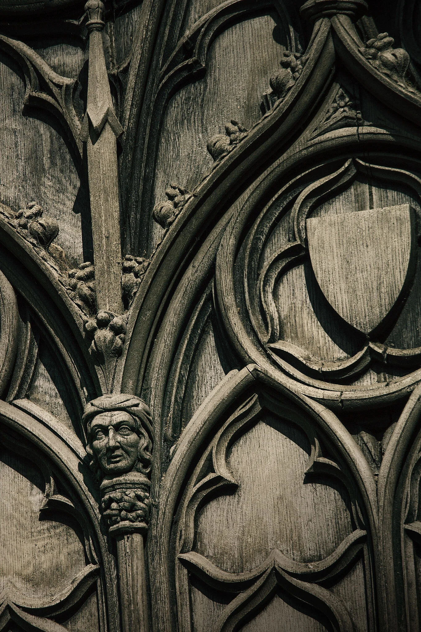 Carved-Door-York-Minster.jpg