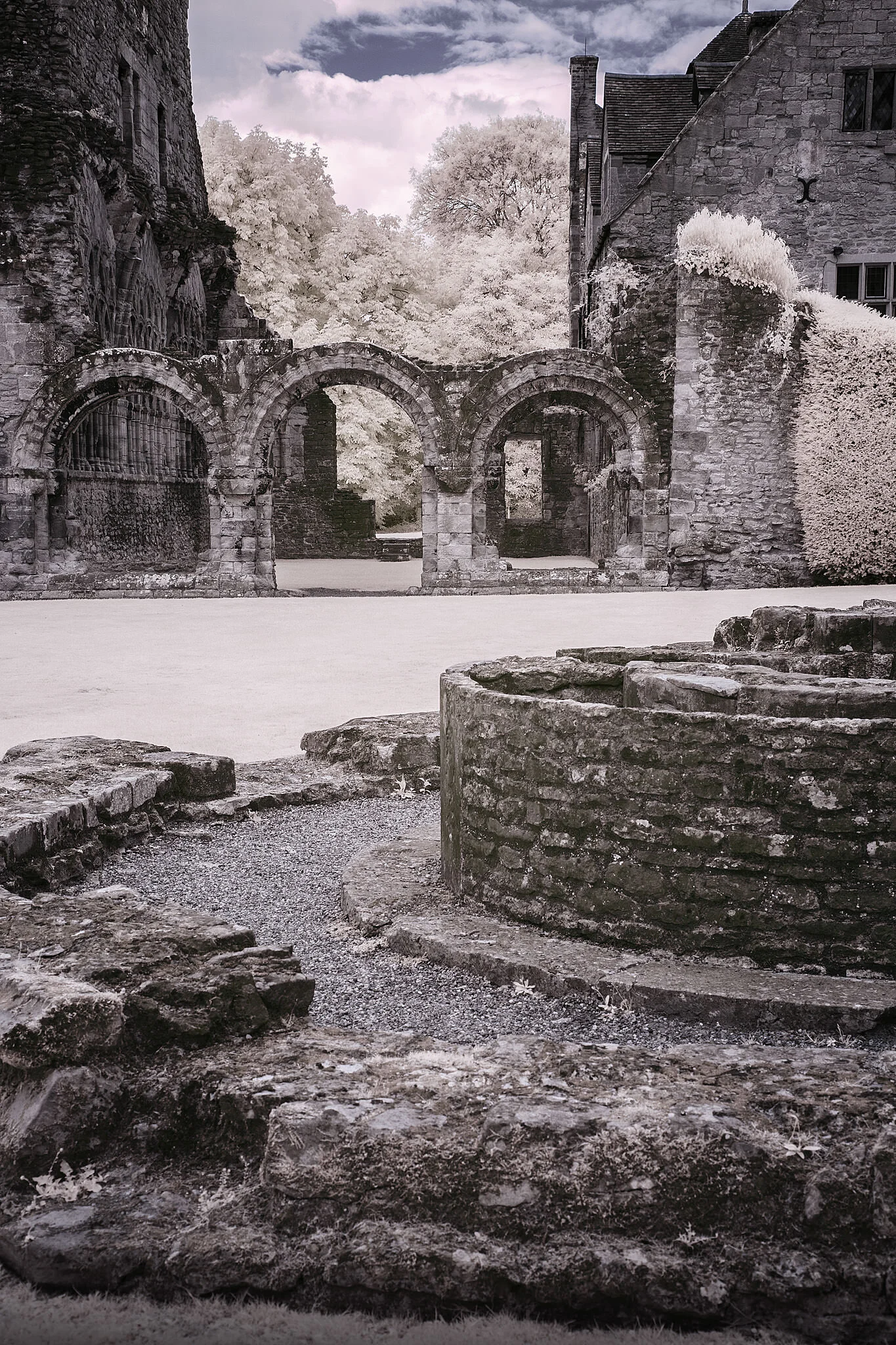 Wenlock-Priory.jpg