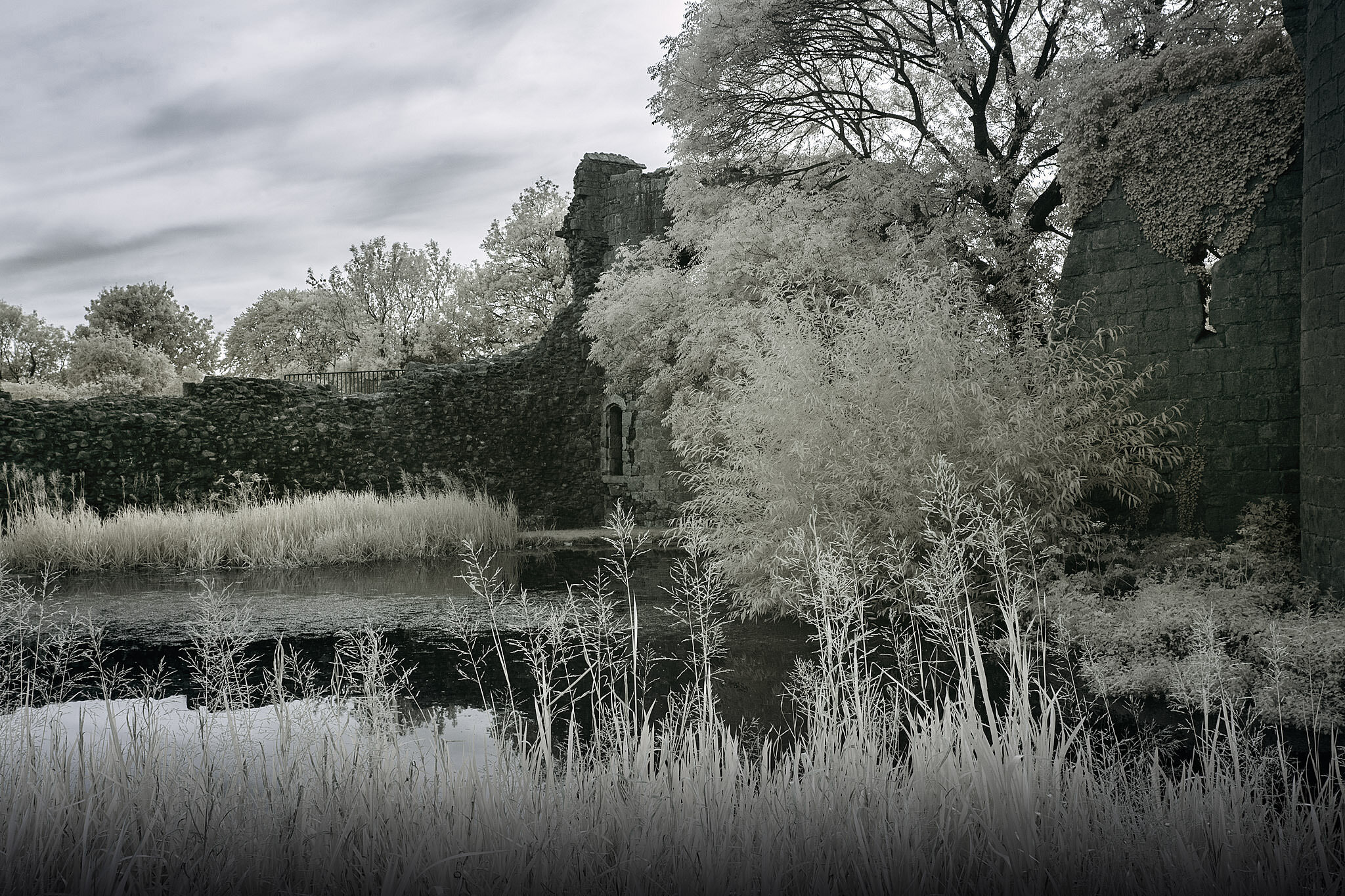 Whittington-Castle-Ruins.jpg