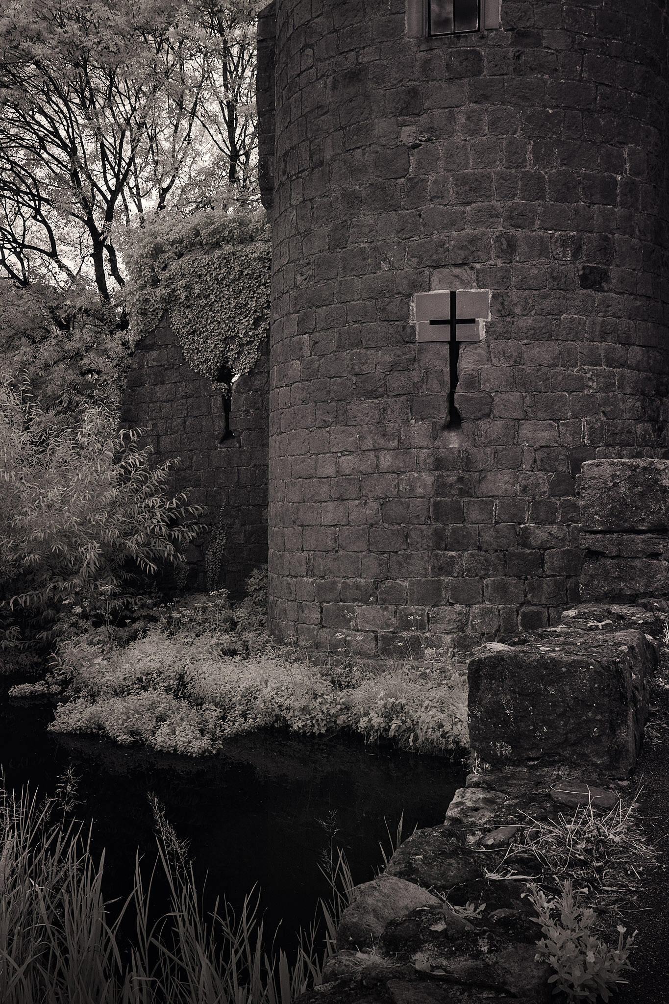 Whittington-Castle-Tower.jpg