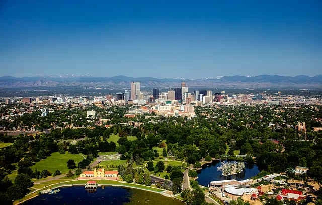 denver-colorado-skyline-rockies-mountains.jpg