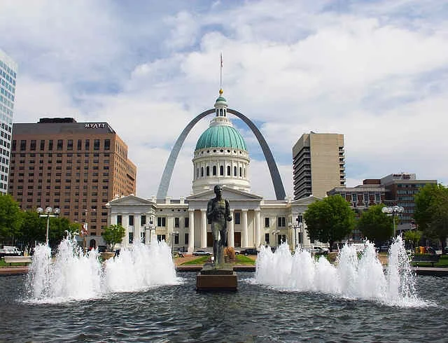 st-louis-missouri-gateway-arch.jpg