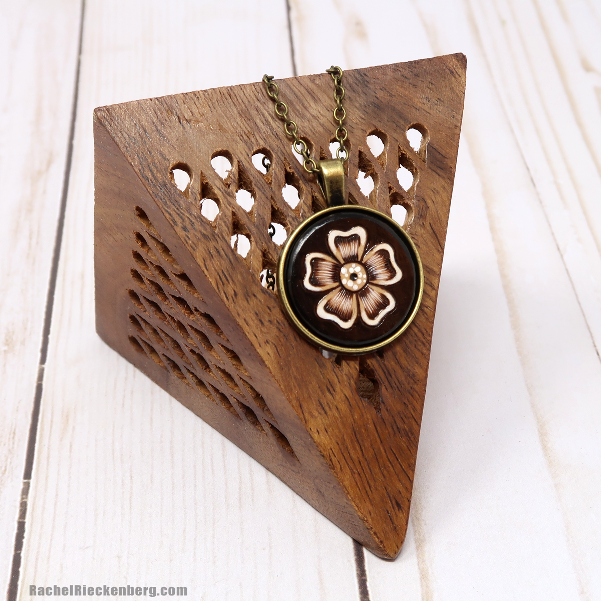 Mini Pend Flower Bronze_by_Rachel Rieckenberg.png