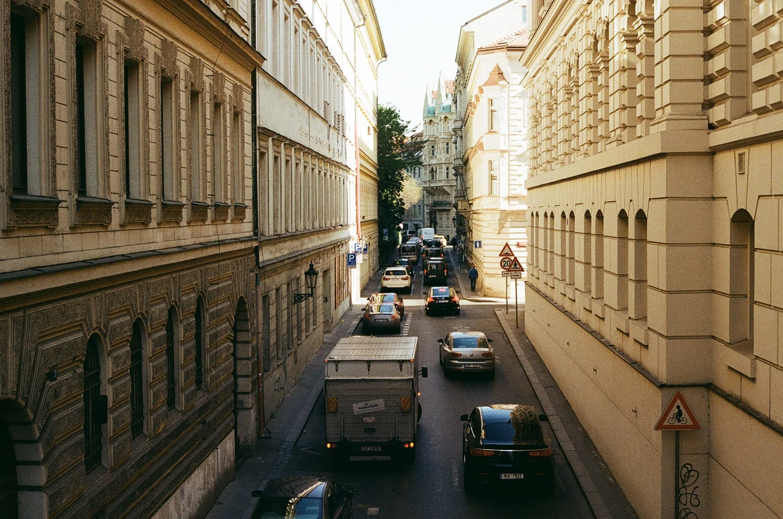 98300032.jpg