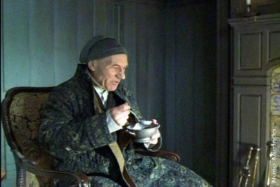 patrick-stewart-scrooge.jpg
