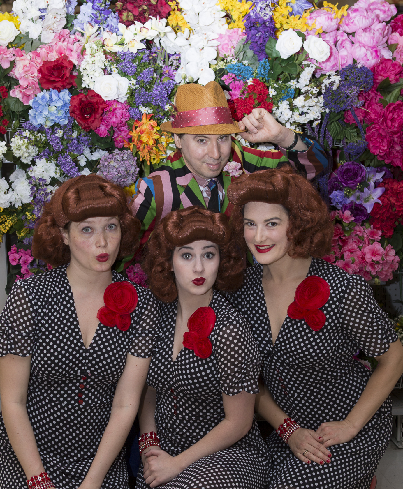 1940s CABARET HEART-SHAPED PHOTO.png