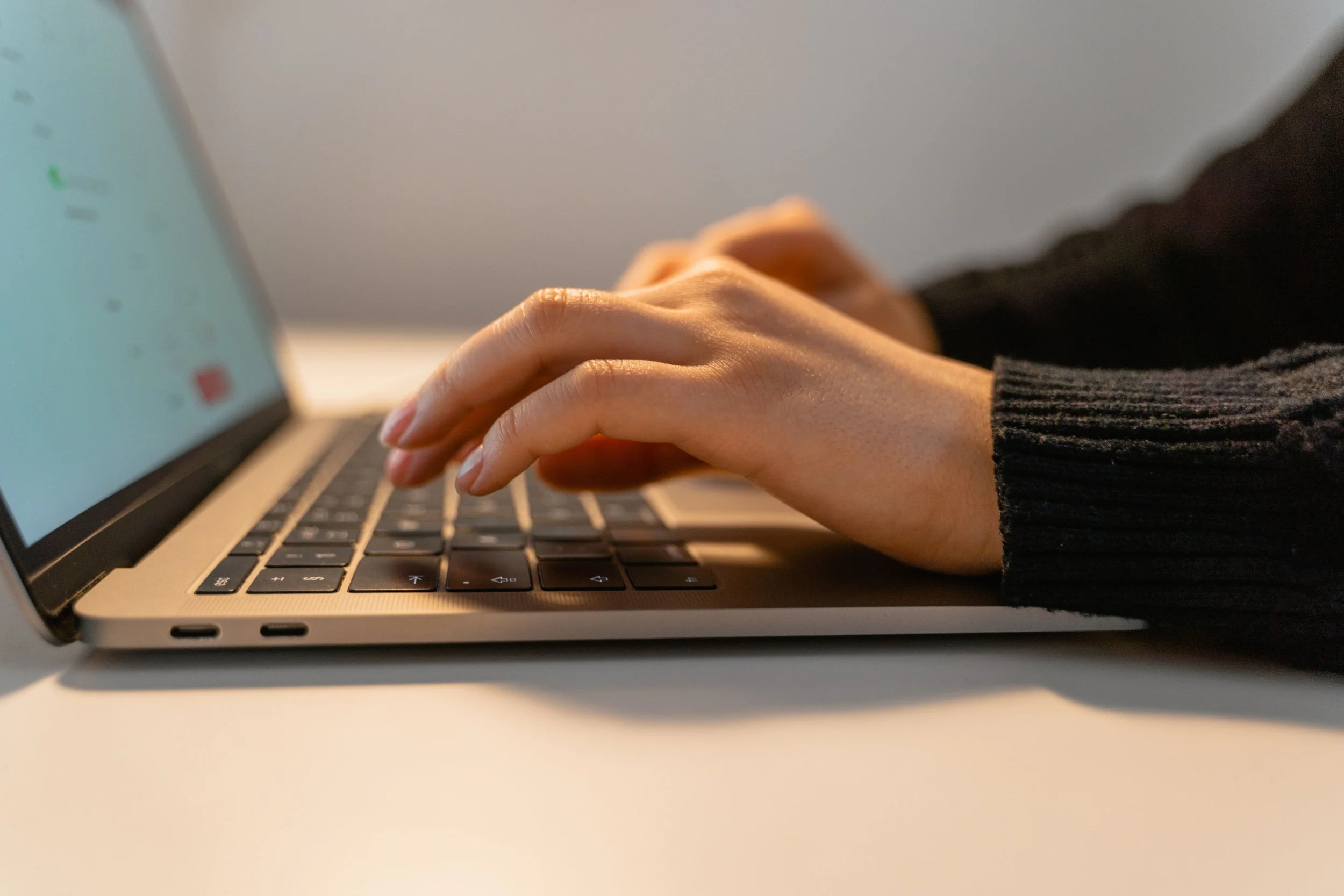 Attorney Sanctioned for Fake Cases Generated by AI 