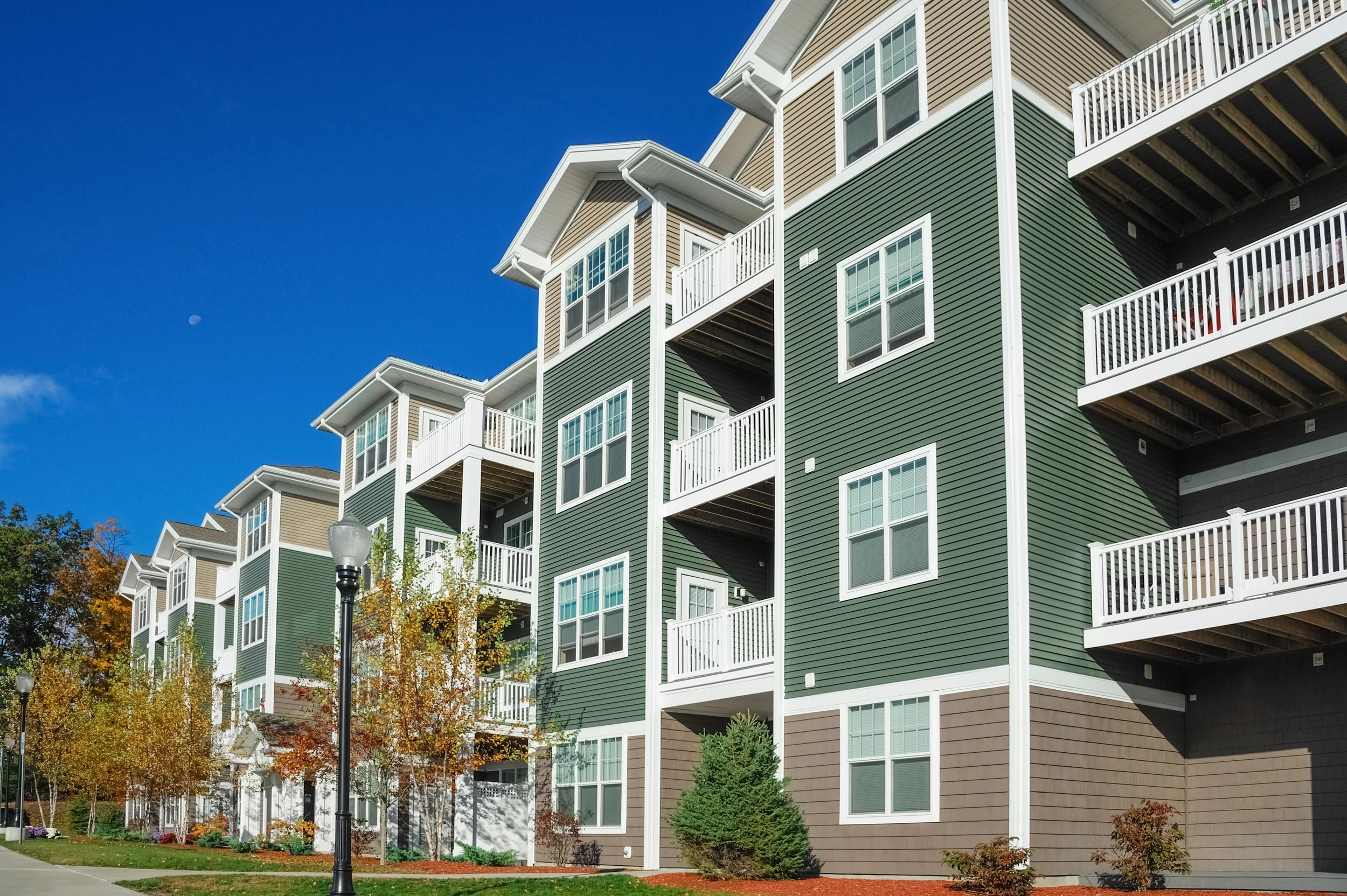 More Headaches For Condo Associations; Injured Short-Term Rental Guests Can Sue For Personal Injuries