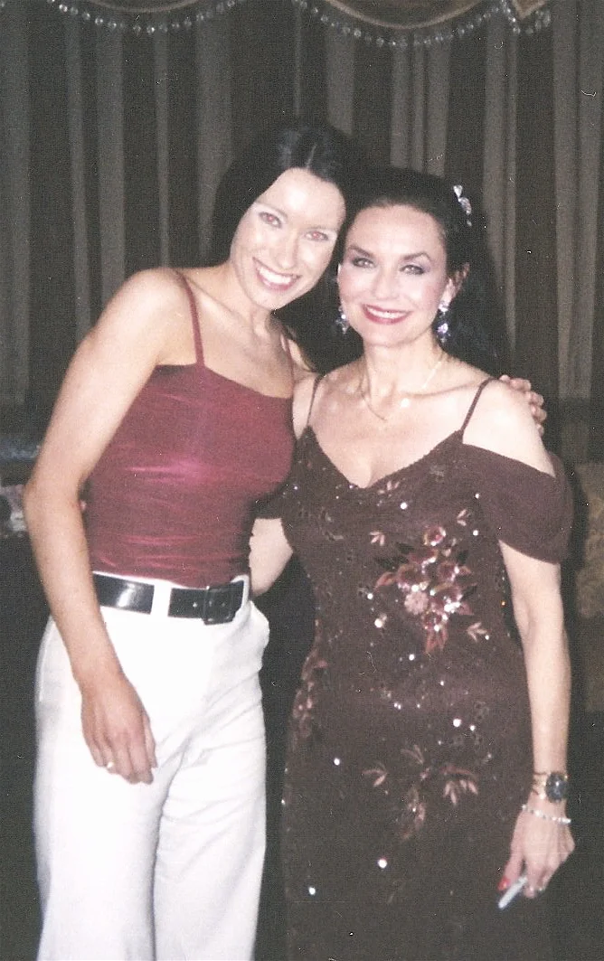 Songbird Crystal Gayle..jpg