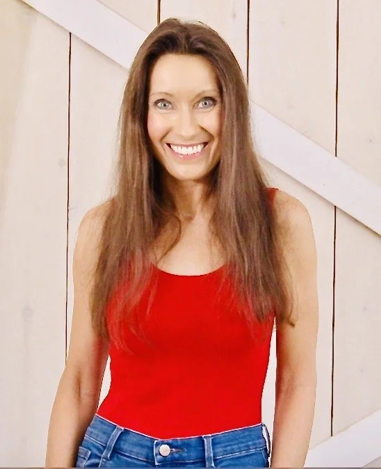 Justine Gale, US-based British TV & Radio Host and Presenter - 4