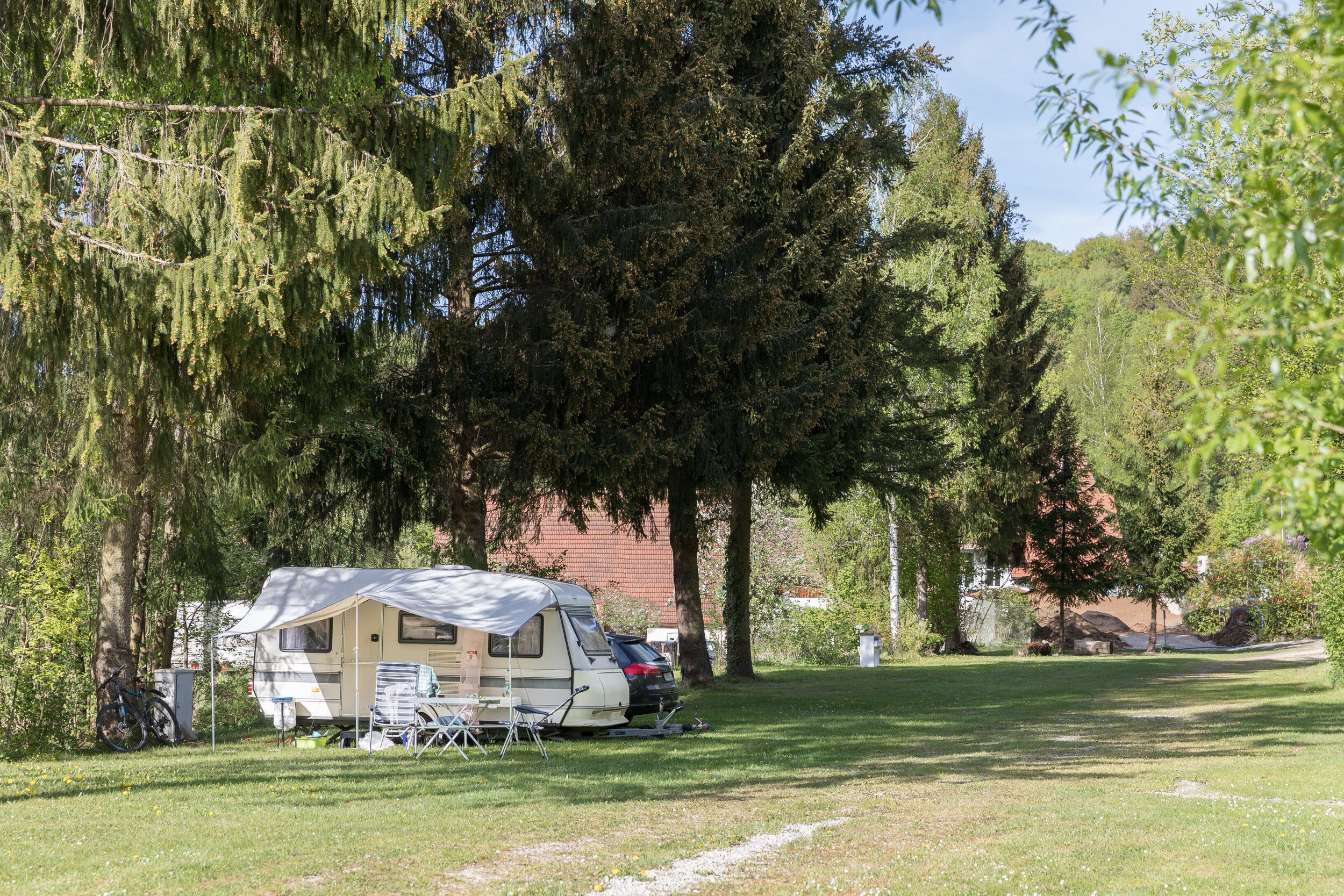 Urlaubsplatz direkt an der Badestelle, ruhige Lage