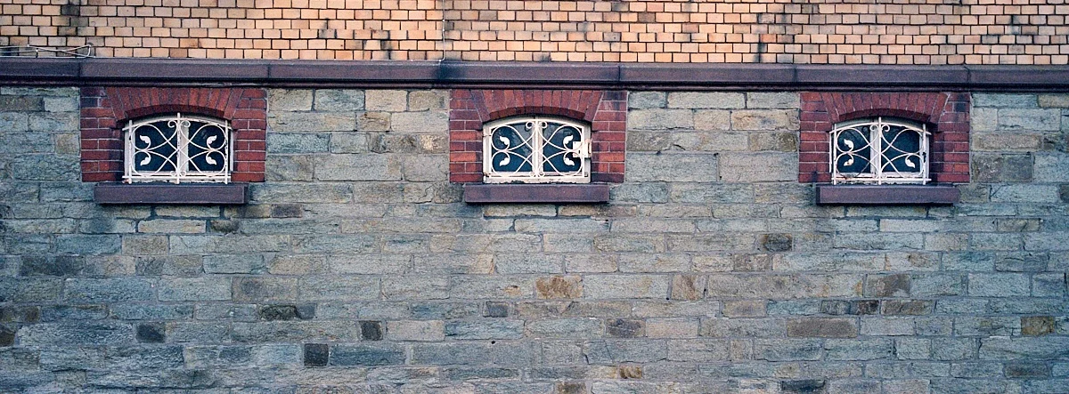 2018-11-15-2165-symmetry-xpan.jpg