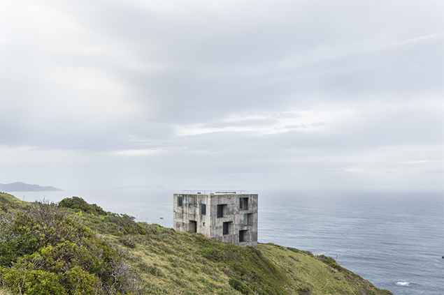 Casa POLI - Pezo von Ellrichshausen © Francesca Iovene