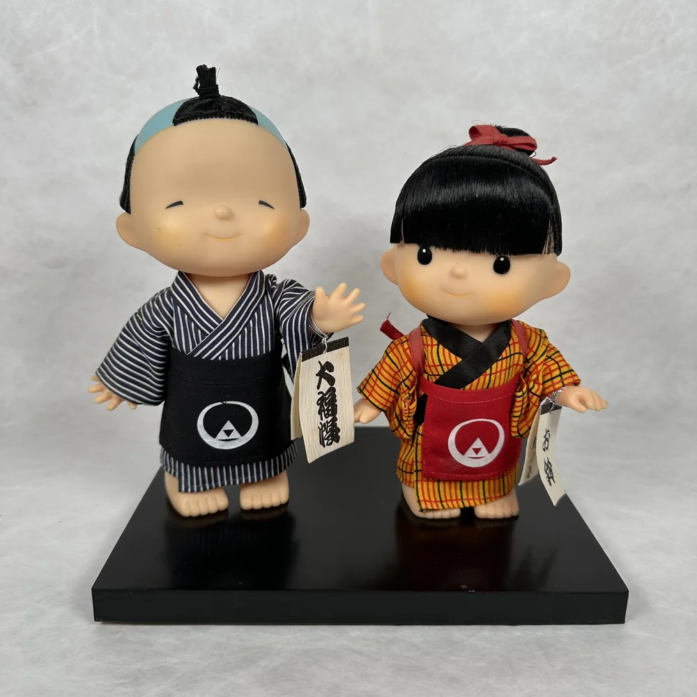 ☆黒のお着物の文化人形さん☆ Pair of Mascot Character Dolls — Japanese Cultural & Community