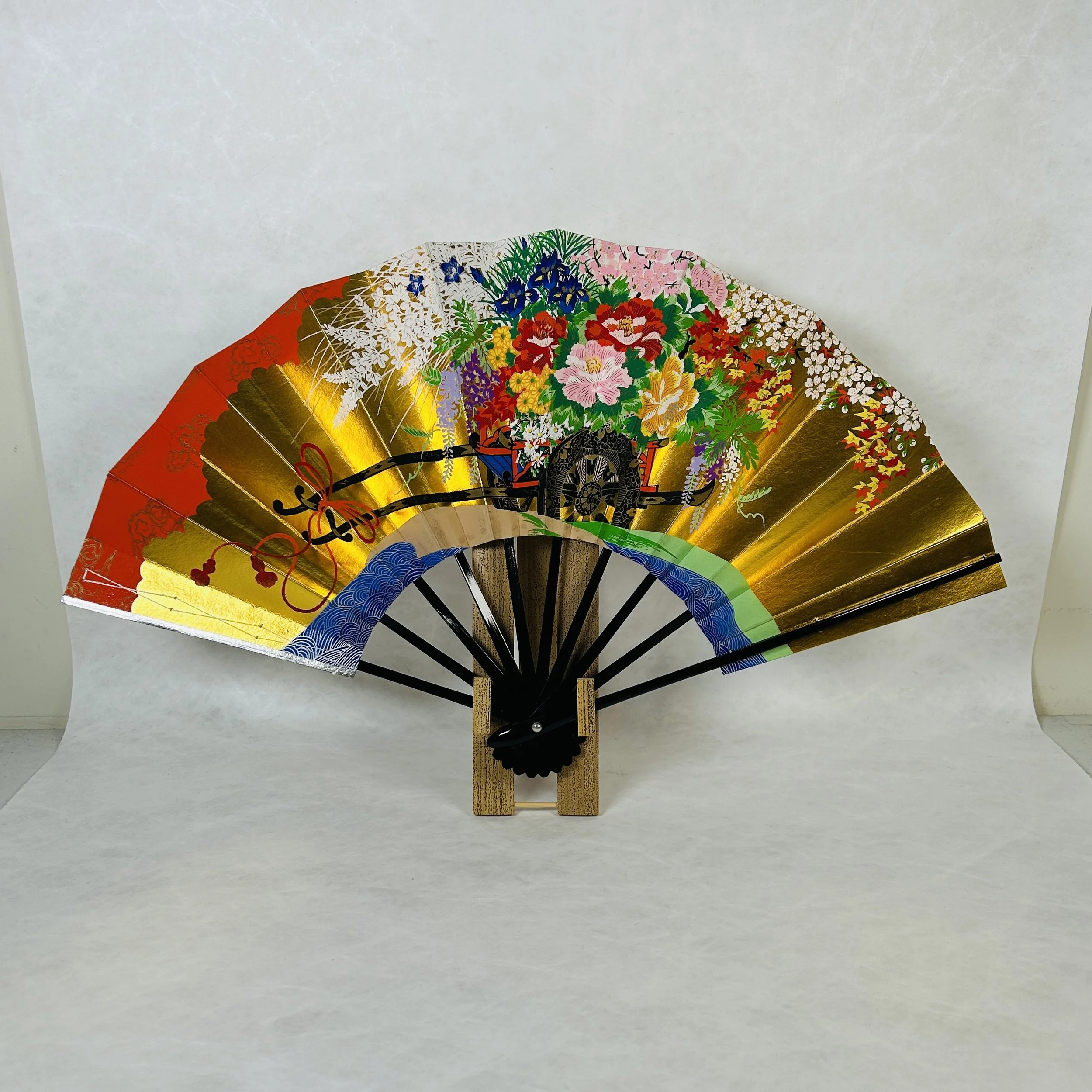 English Book “The Art of Japan” — Japanese Cultural & Community