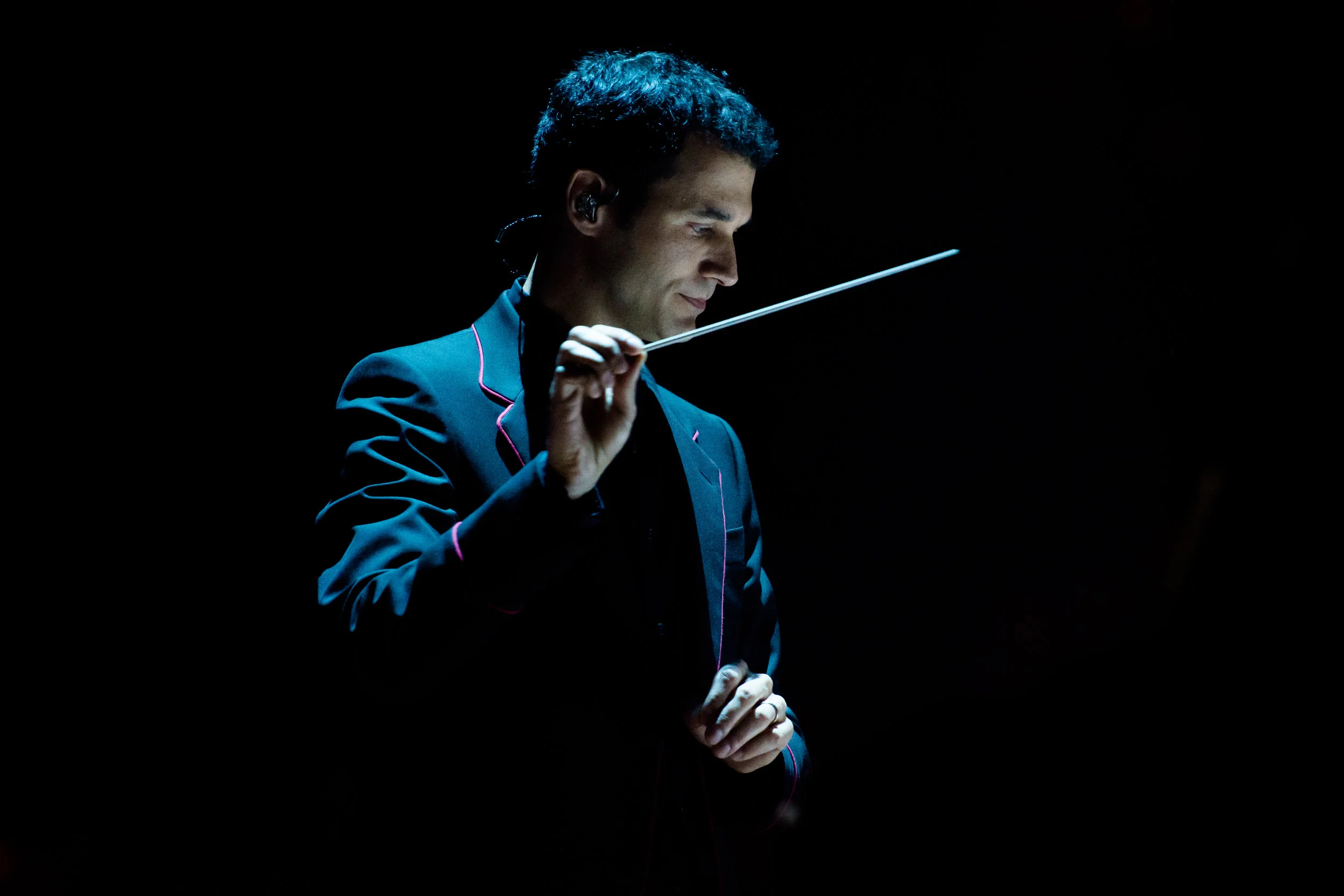 Ramin_Djawadi_GOT_LA_Forum_Pic_by_AndrésJiménez_0032.jpg