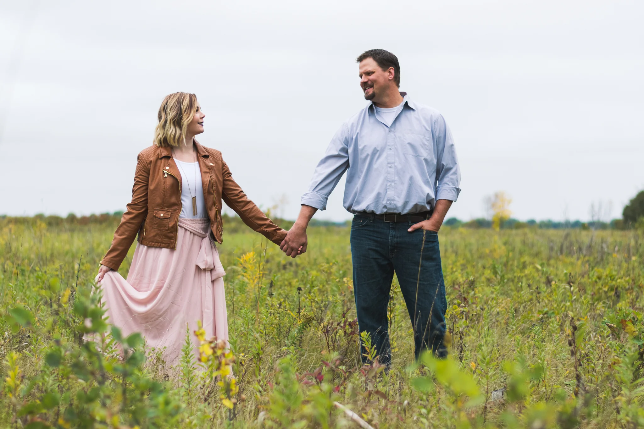 Fargo, North Dakota couples photos - Chelsea Joy Photography