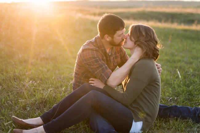 North-Dakota-Farm-Engagement-Session-37.jpg