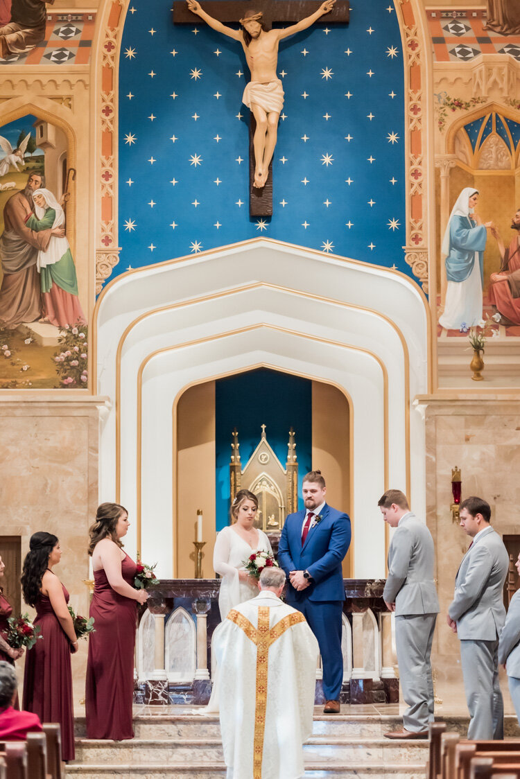 Wedding at Sts. Anne &amp; Joachim Catholic Church in Fargo, North Dakota | Chelsea Joy Photography